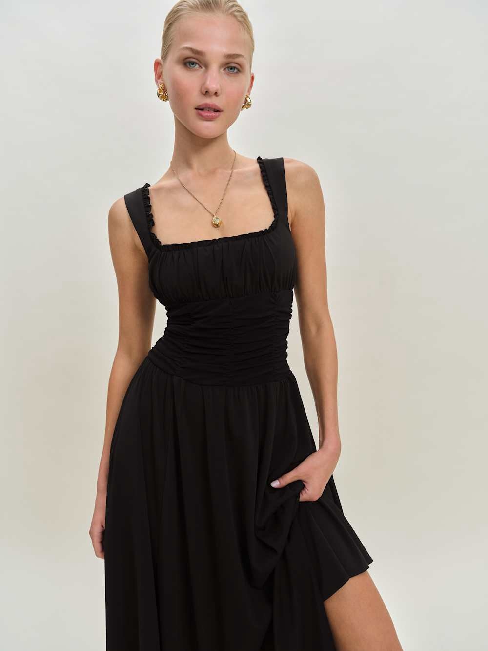 NWT Reformation Willa Knit Dress - Picture 2 of 14